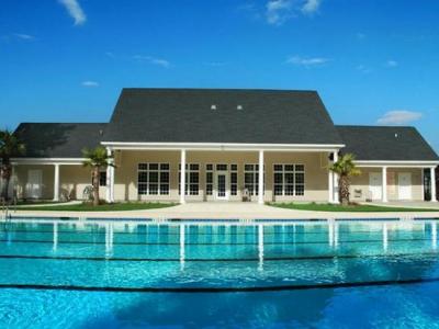The Pool at the Clubhouse